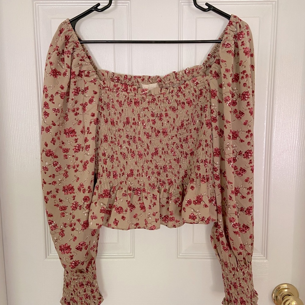 Altar’s State Top